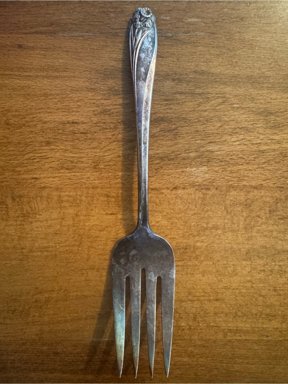 Vintage Rogers Bros. Daffodil Serving Fork